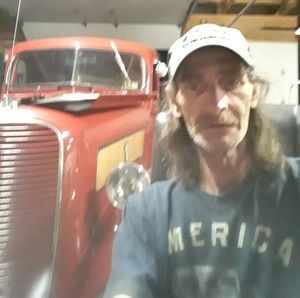 Meet your Posher, Mark